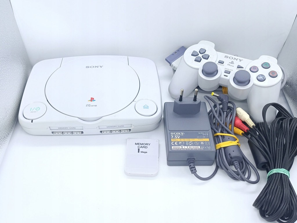 Konsola Sony PlayStation One SCPH-102 PAL - Komplet