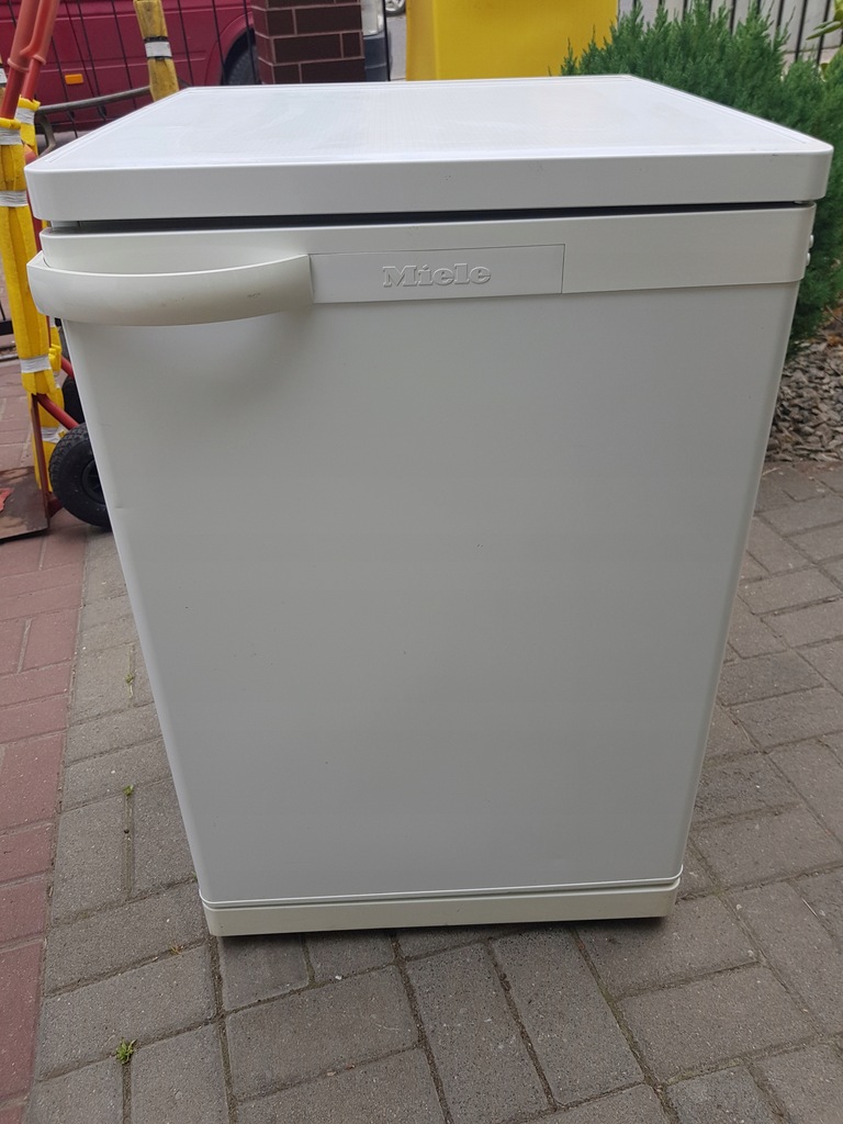 Chłodziarka Miele K1110S/60 wolnostojąca !