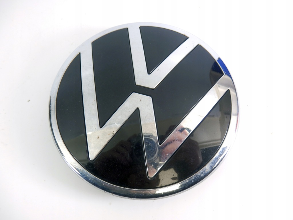 ZNACZEK EMBLEMAT ATRAPY GRILLA VW ARTEON 5H0853601D