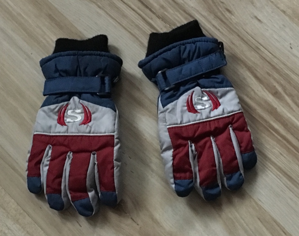 Rękawiczki narciarskie r M ok 110-128
