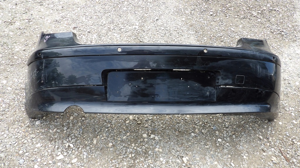 BMW E87 ZDERZAK TYŁ