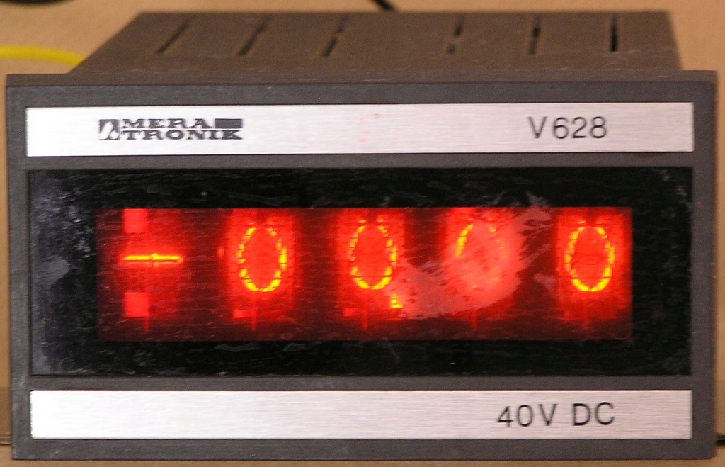 Miernik tablicowy woltomierz Meratronik V628 nixie