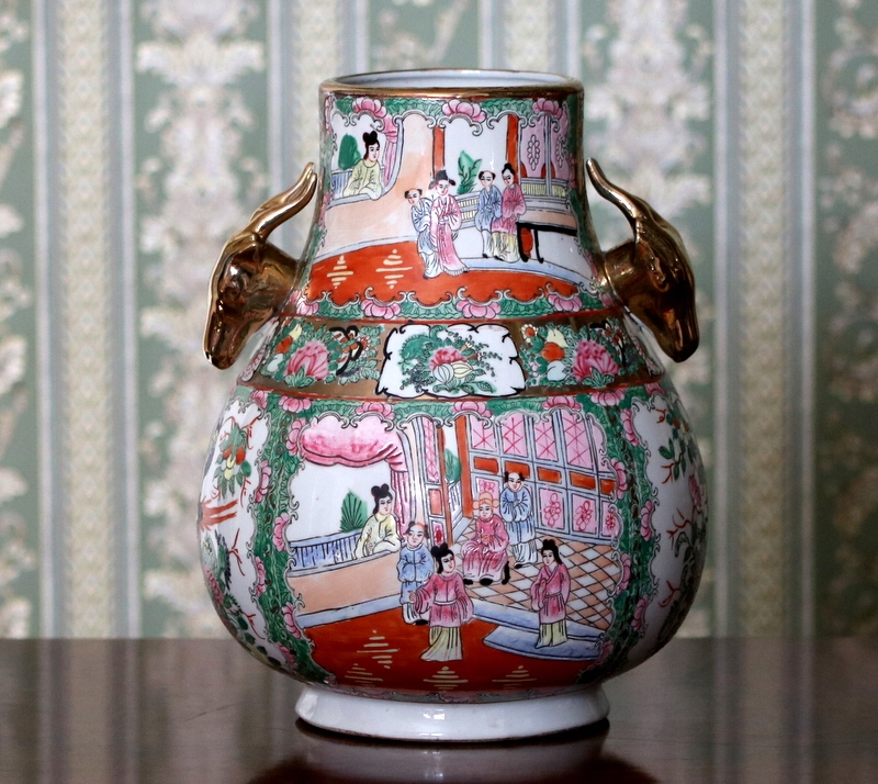 Porcelanowa waza XIX w. Dynastia Qing, panowanie cesarza Tongzhi 1862-75