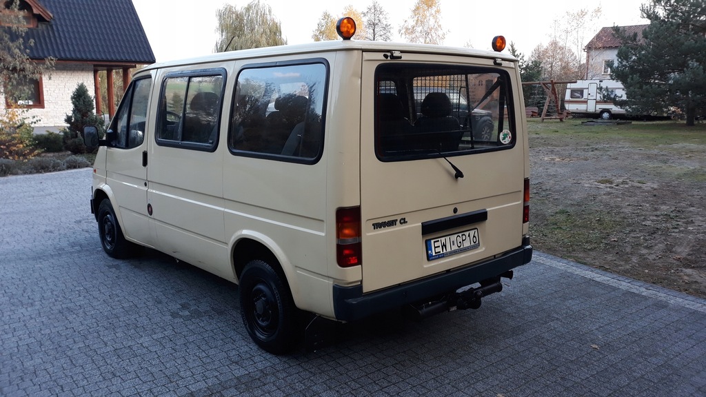 FORD TRANSIT 2.5D 8 OSÓB 66 TYS. PRZEBIEGU
