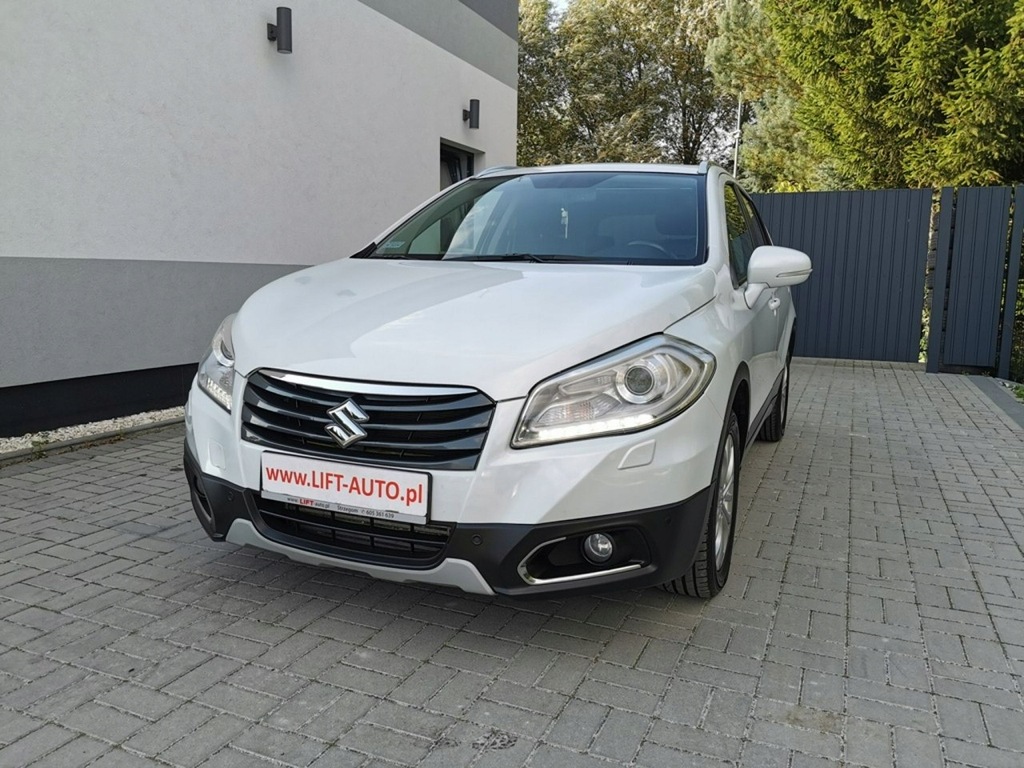 Suzuki SX4 S-Cross 1.6 DDiS 120KM Kamera Tempomat