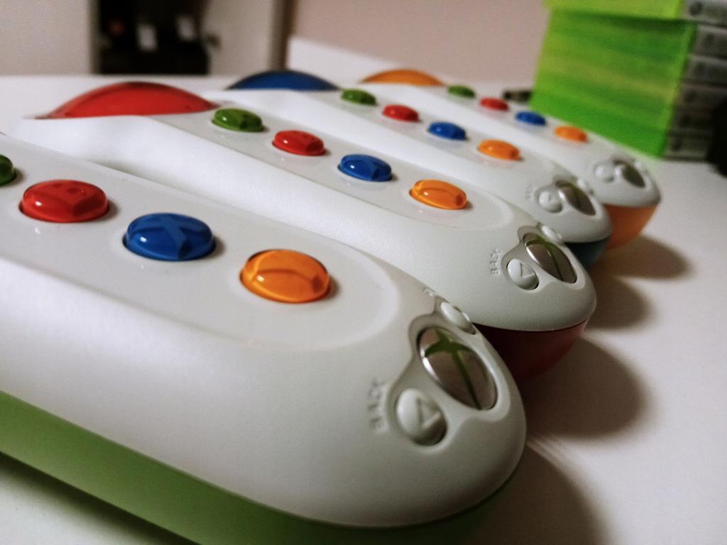 игровая консоль xbox 360 или playstation 3