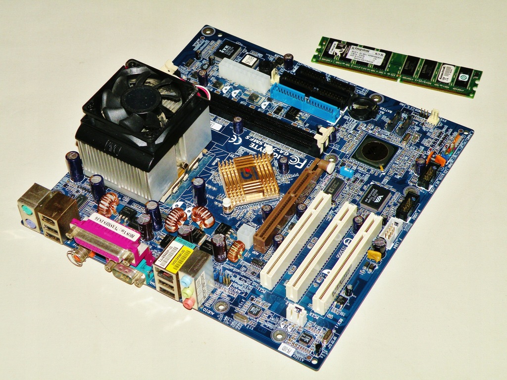 Płyta główna Gigabyte GA-7VASMFS , Socket A