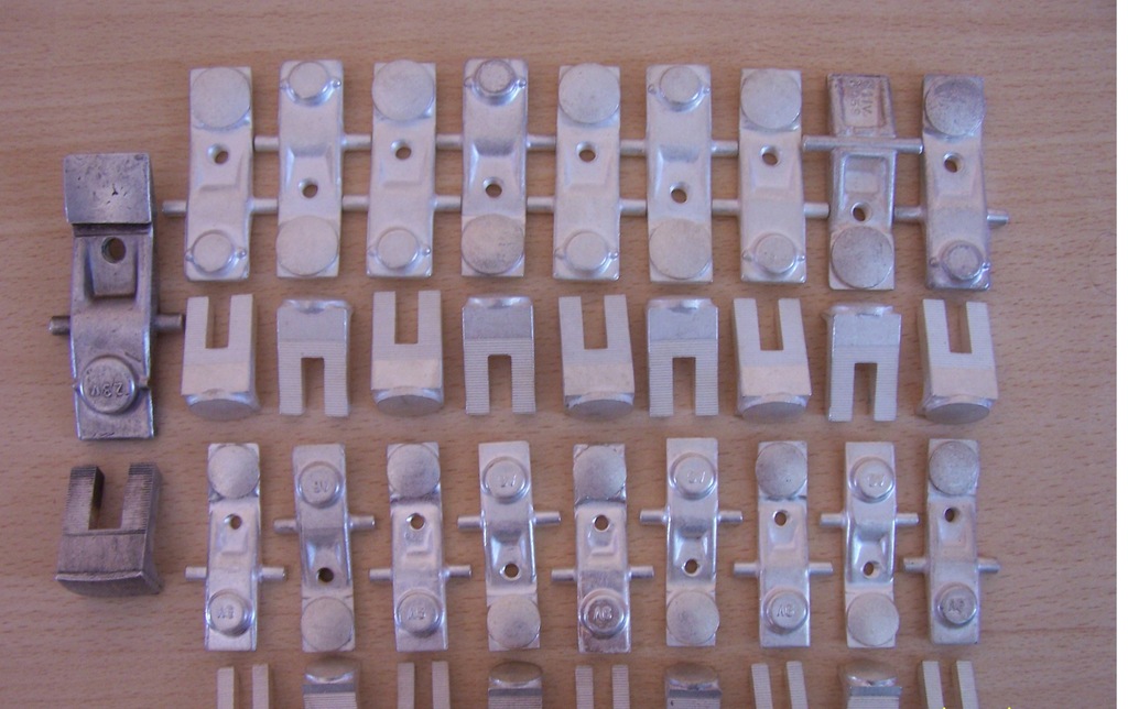 Комплект контактов. Комплект контактов бтли 670. Контакты для пускателей пам5112. 001. Комплект контактов.