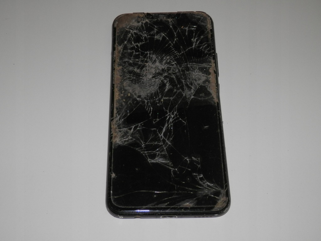 Huawei Mate 20 Lite SNE-LX1 telefon uszkodzony