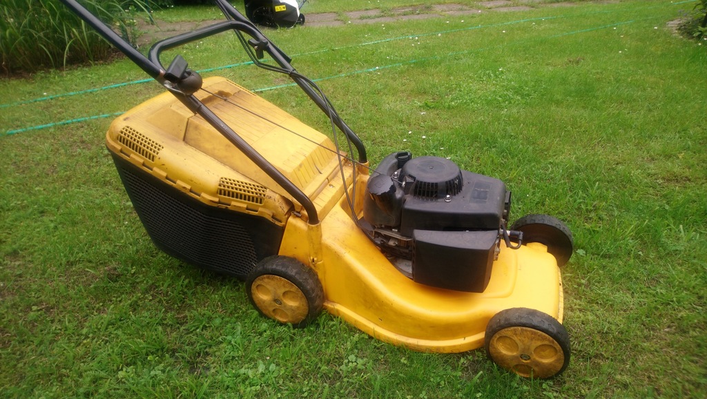 Kosiarka spalinowa STIGA COLLECTOR 43 SV40