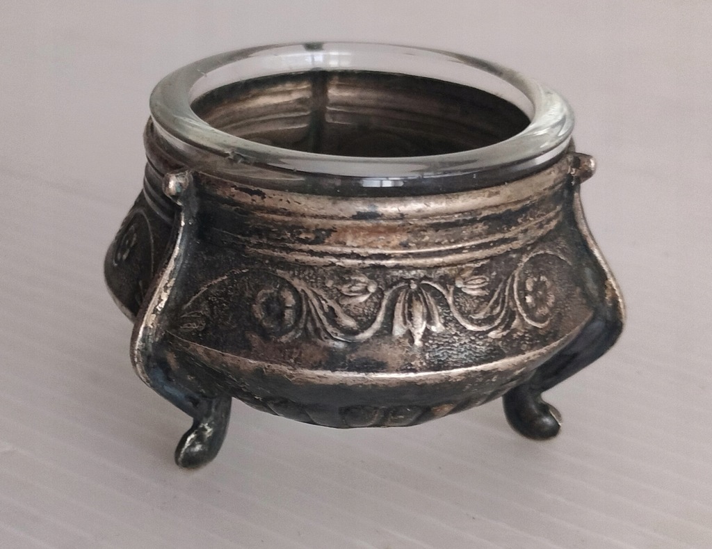 STARA SOLNICZKA SYGNOWANA