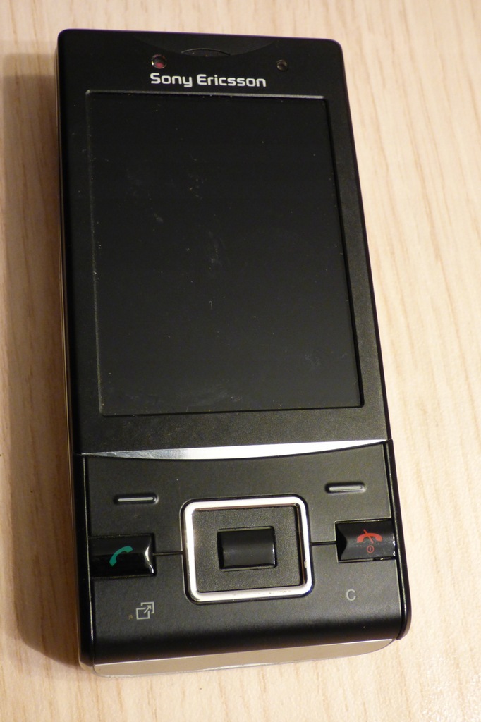 Sony Ericsson J20i /prawie nowy