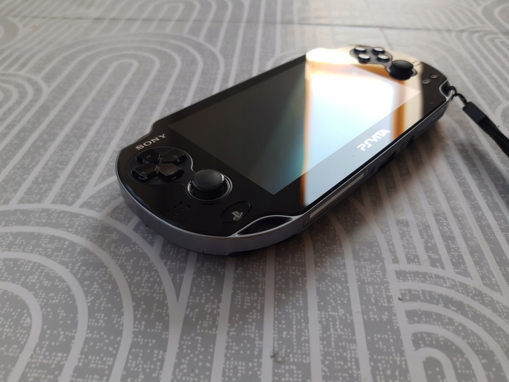 Zadbana! Sony PS Vita PCH1104 henkaku enso 132GB 11976641937