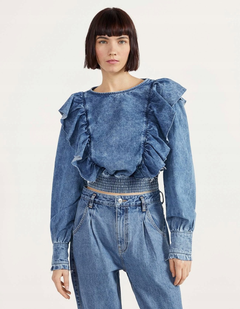 22U135 BERSHKA__XXZ BLUZKA JEANSOWA FALBANY__M