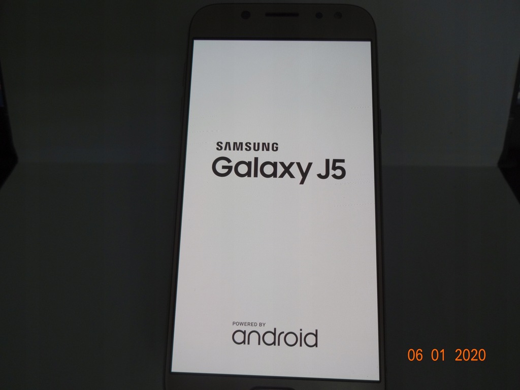 Smartfon Samsung Galaxy J5 2 GB / 16 GB złoty 2017