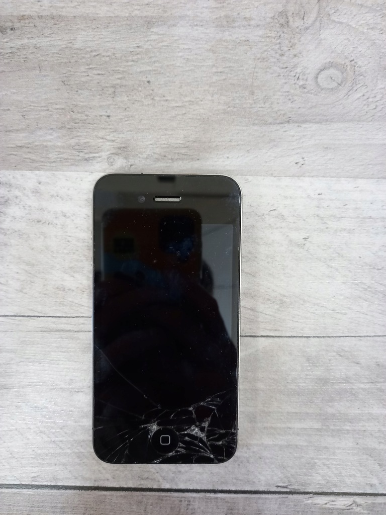 Apple iPhone 4 Uszkodzony