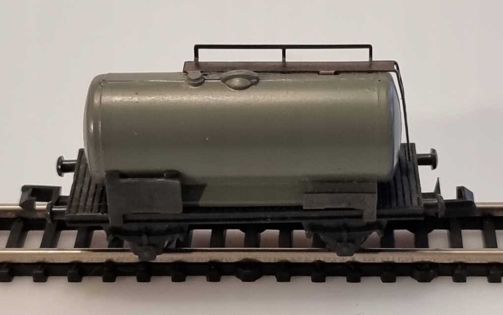 Piko N wagonik cysterna model 5/4129-017