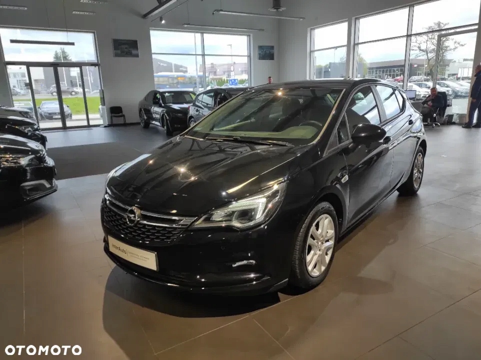 Opel Astra 110KM