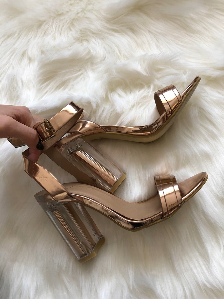 Złote sandałki na słupku 36 Deezee Jenny obcas - 7812528329