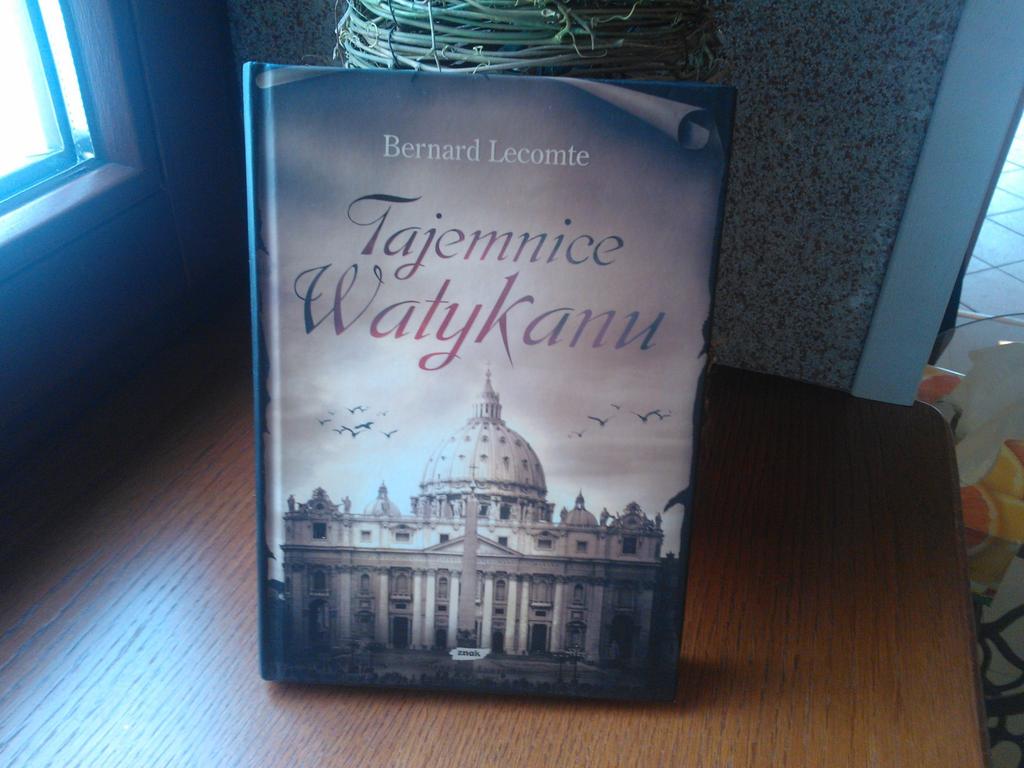 Bernard Lecomte "Tajemnice Watykanu "