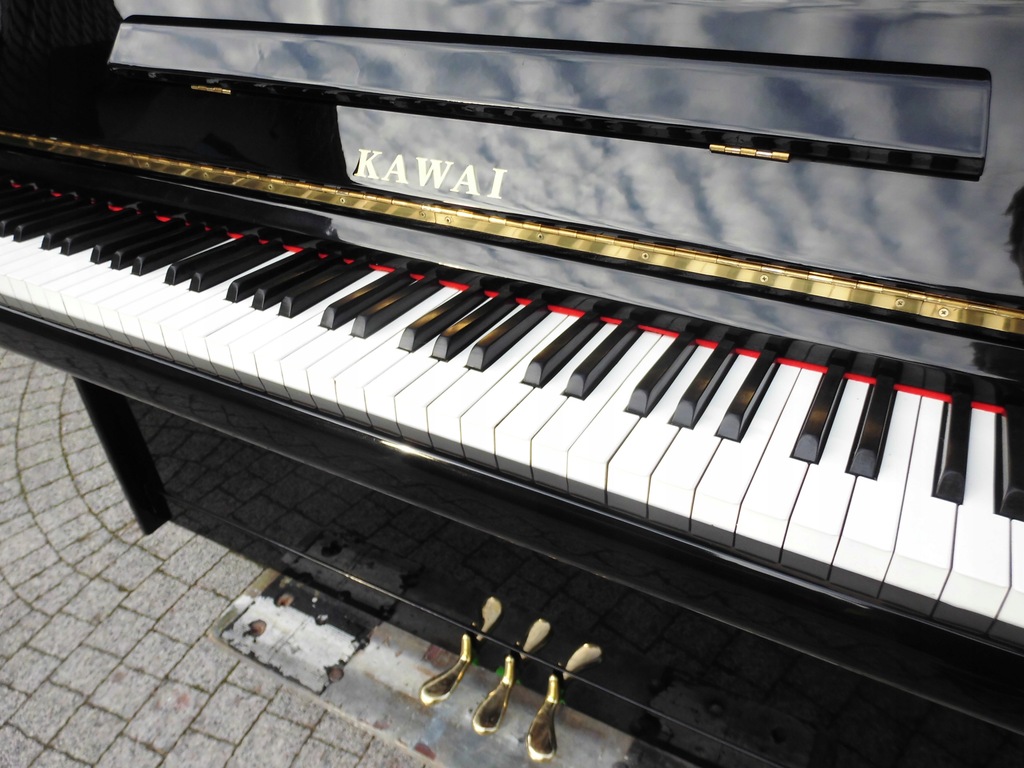 PIANINO JAPAN** KAWAI ***CZARNY POLIESTER JAK NOWE