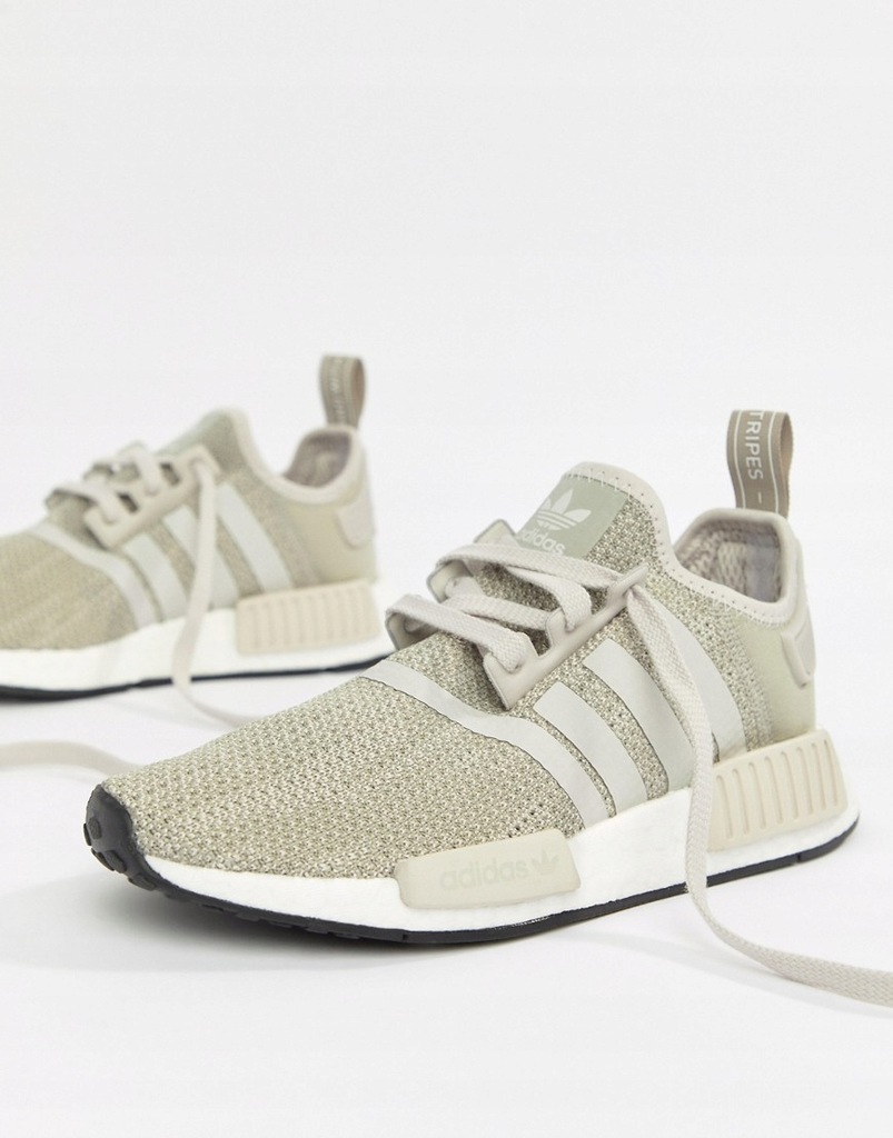 Nmd r1 b76079 discount