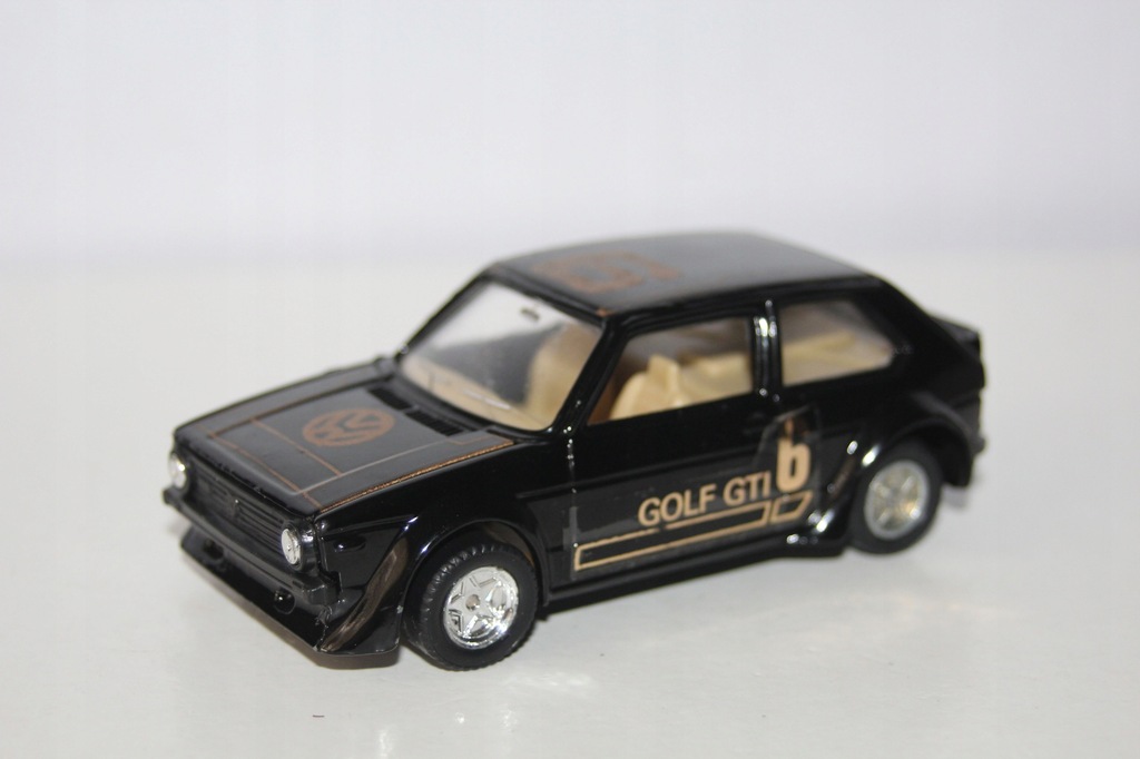 VOLKSWAGEN GOLF MK1 GTI/made in macau/ 1/39