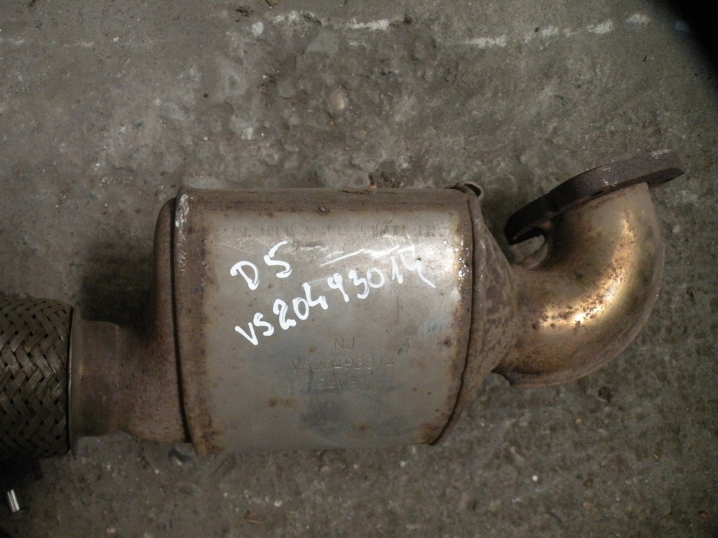 たると Volvo S60 V70 II S80 2.4 D5 Katalizator VS20493014