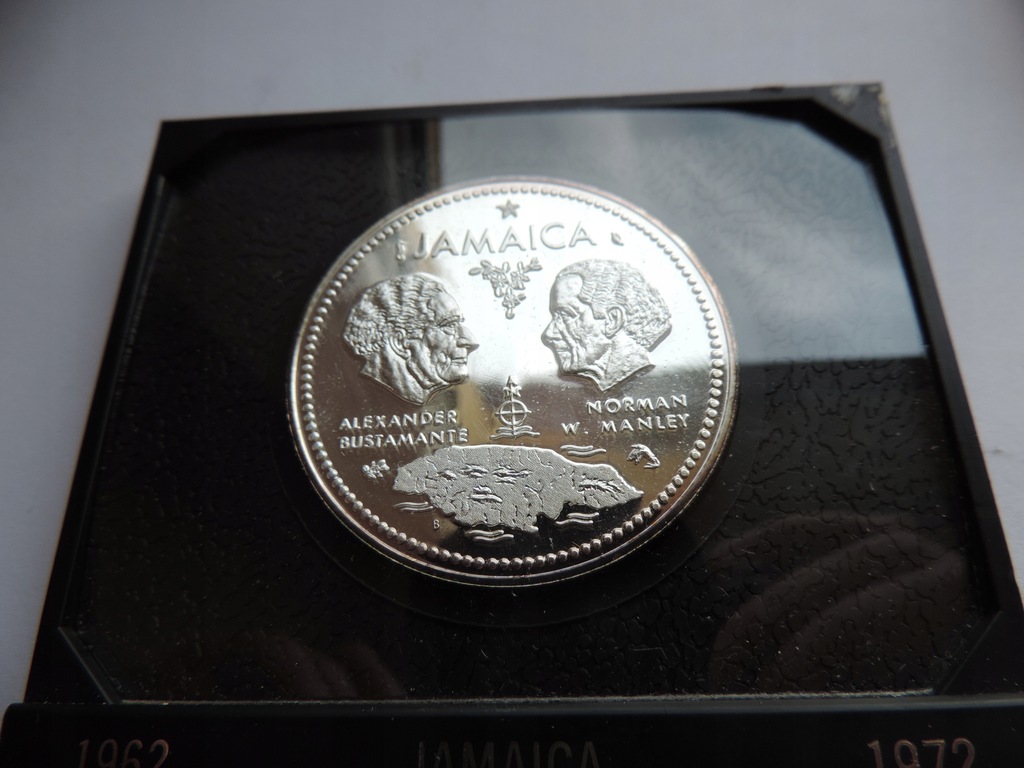 JAMAICA 10 DOLLARS 1972 INDEPENDENCE