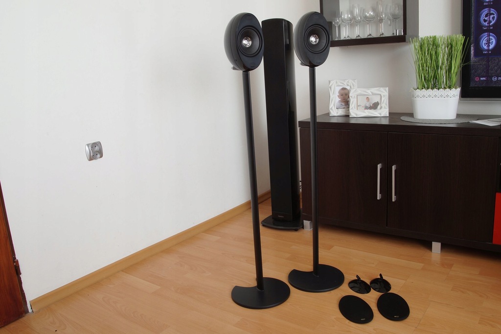 Kolumny surround KEF HTS3001 + standy Myślenice