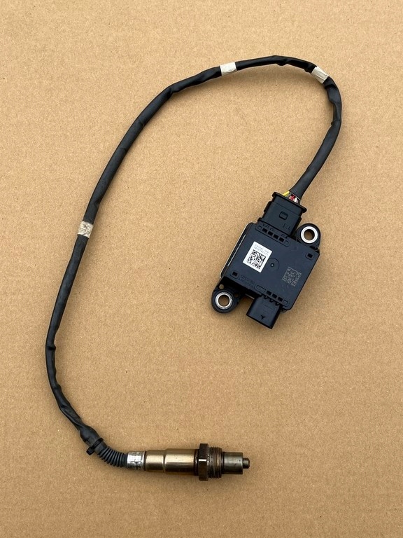 CZUJNIK NOX SONDA LAMBDA VW T6 LIFT 2.0 TDI CARAVELLE MULTIVAN 05L906261F