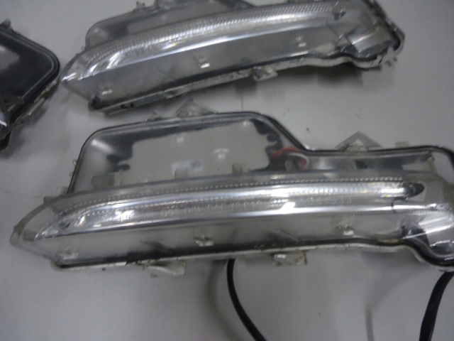 VOLVO S60 V60 LIFT DRL LED PRAWY 7686085200 oficjalne