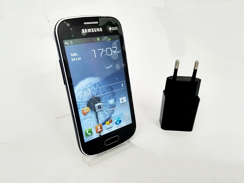 SAMSUNG GT-S7562 GALAXY S DUOS
