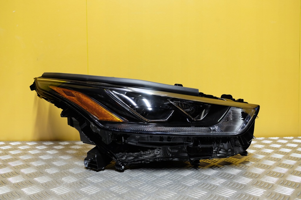 TOYOTA HIGHLANDER 2019- REFLEKTOR LAMPA R FULL LED (7) USA