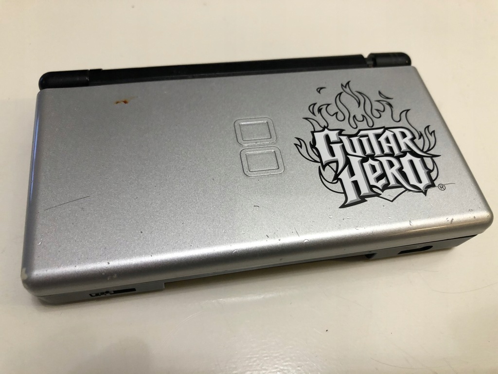 Nintendo DS Lite Guitar Hero