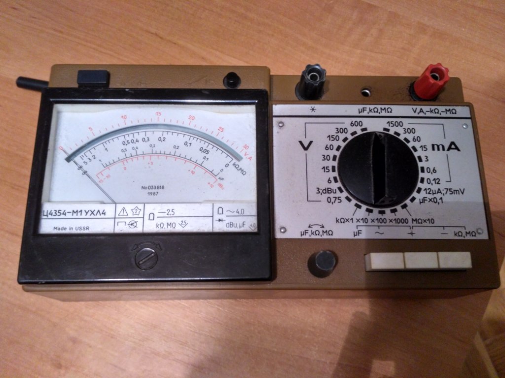Woltomierz,amperomierz produkcji radzieckiej