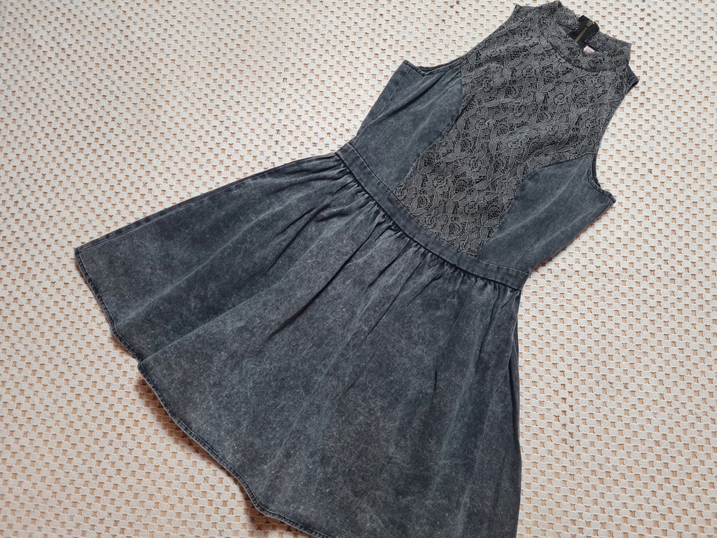 Rozkloszowana sukienka z szarego jeansu r.12/36-38