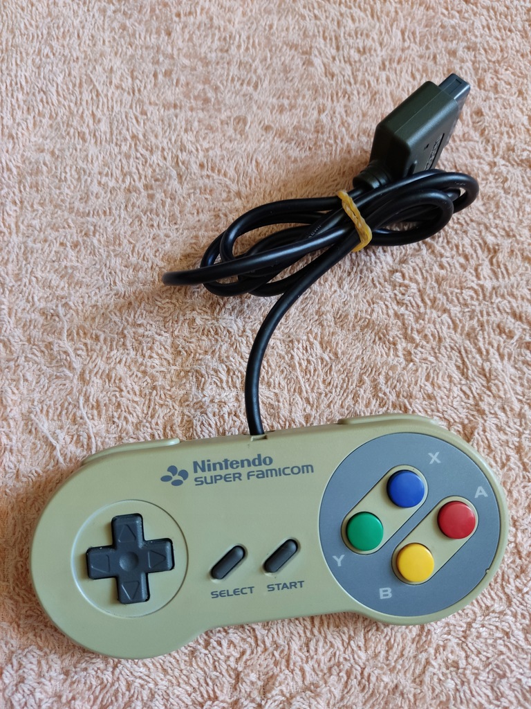 Oryginalny kontroler Super Famicom/Super Nintendo