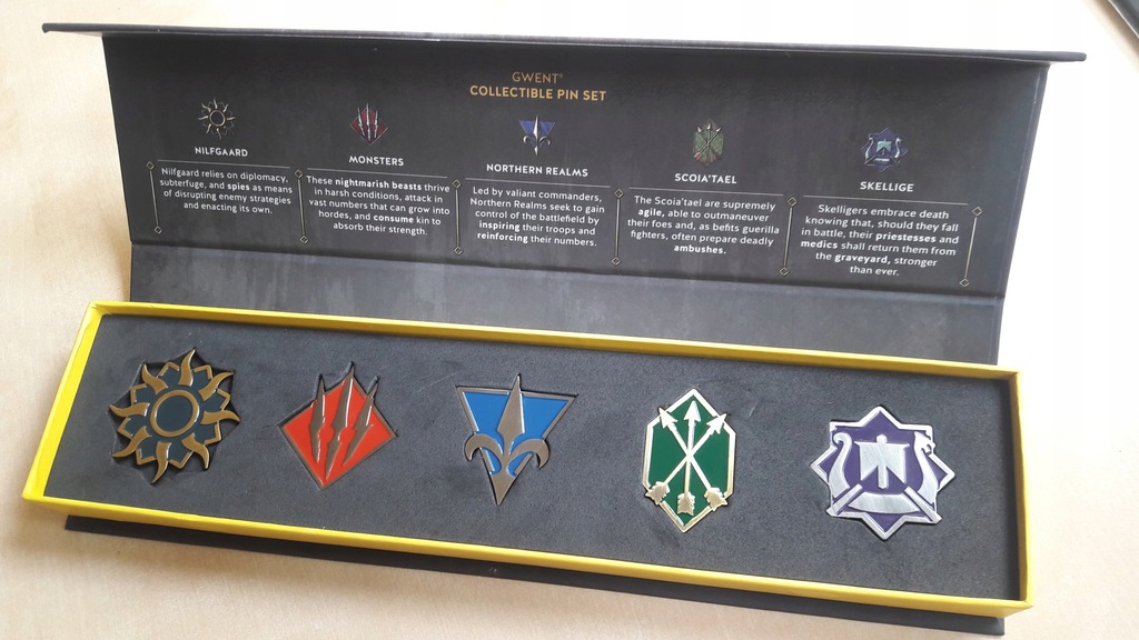 Gwent Pin Set - przypinki Gwint Wiedźmin