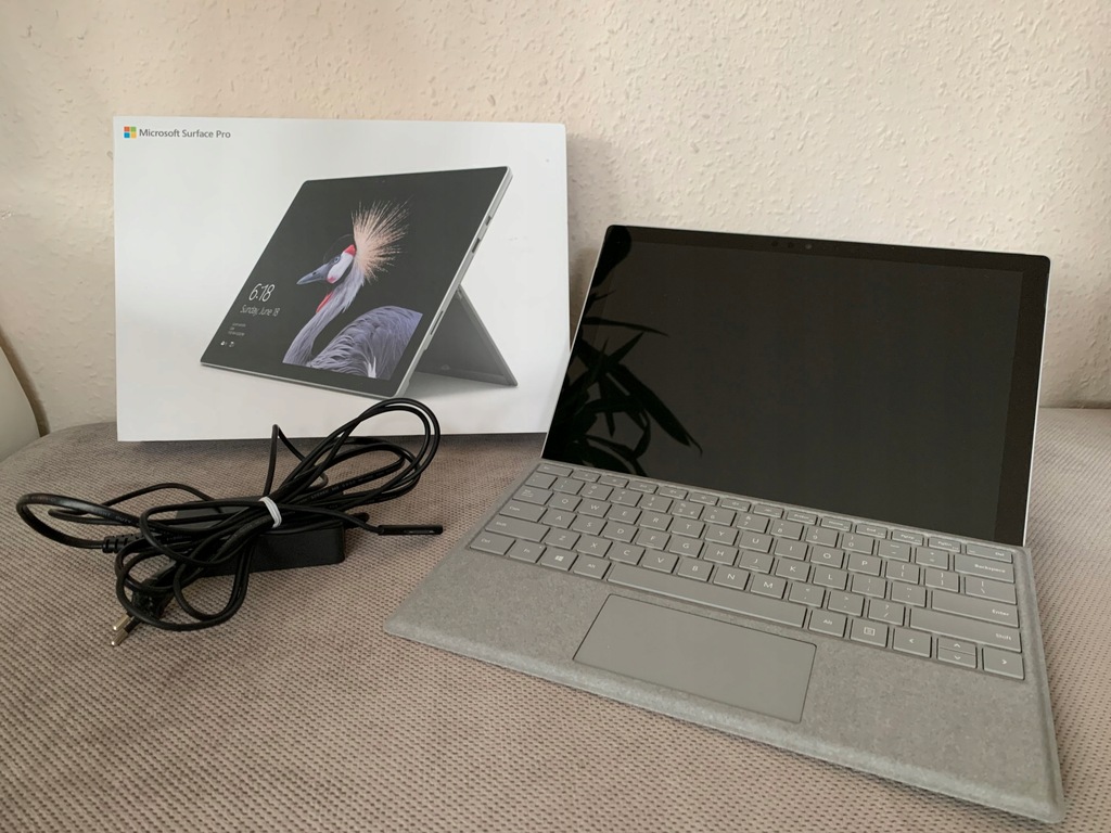 Microsoft Surface Pro 5 / i7 16GB 512GB