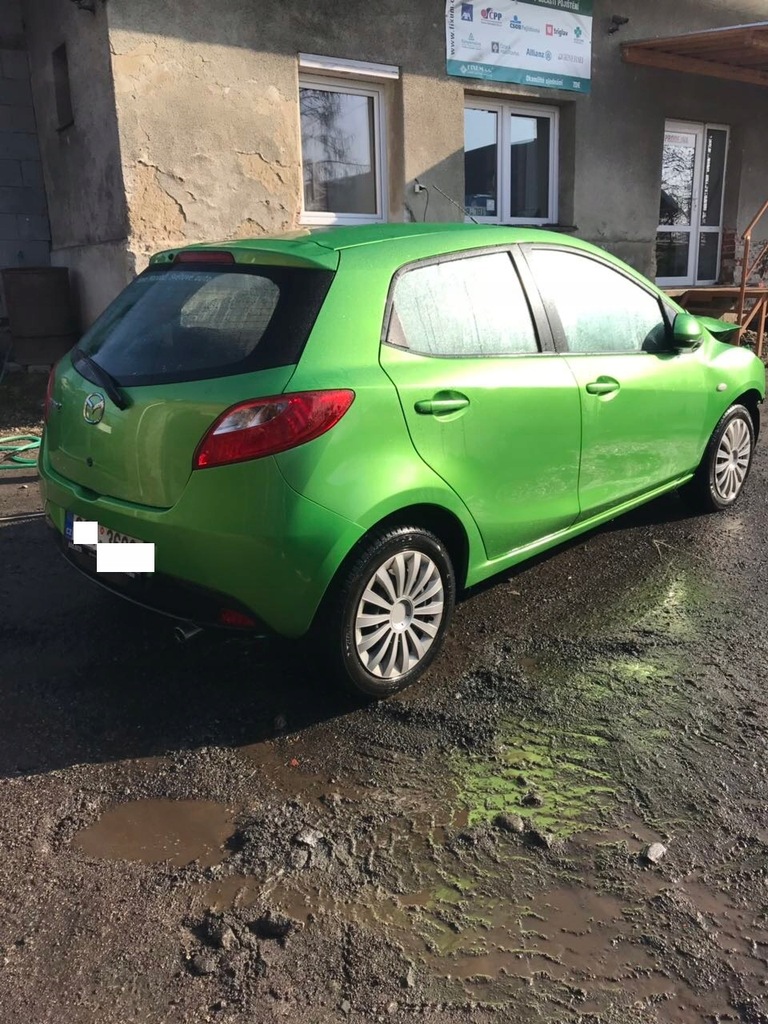 Mazda 2 1.3 63kw, r.2008, klima, TOP STAN