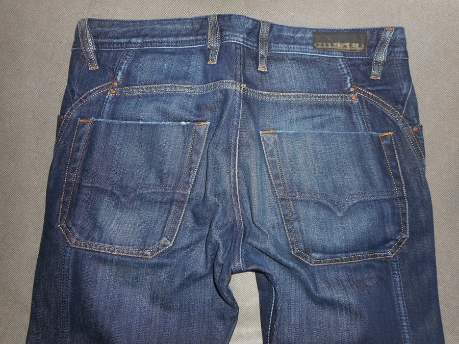 DIESEL BONSKY MĘSKIE SPODNIE JEANS 32/30