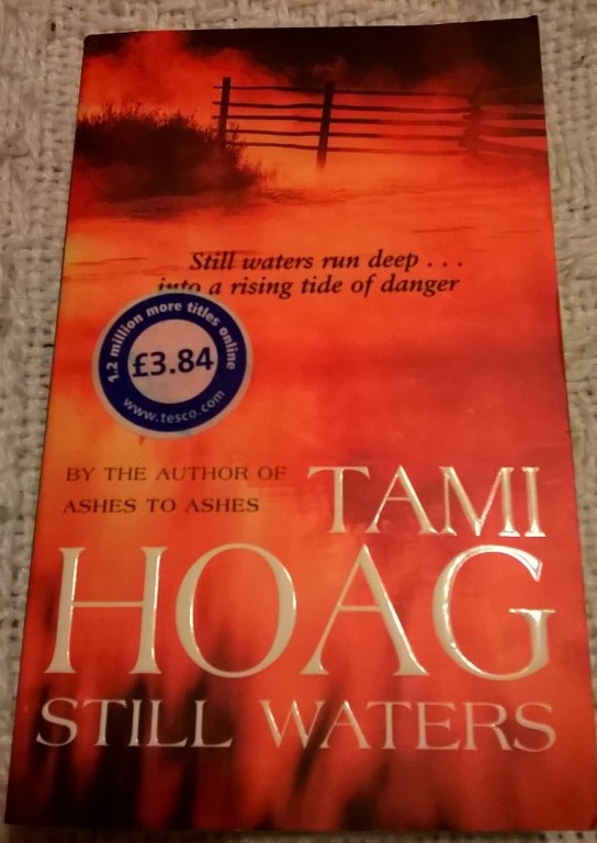 Tami Hoag "Still waters"