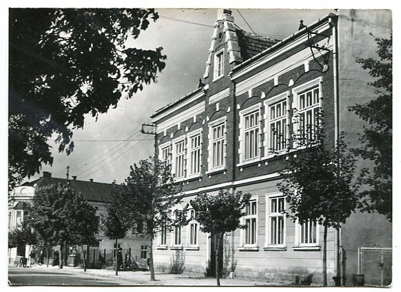 MIELEC :: Dom Kultury Dzieci i Młodzieży