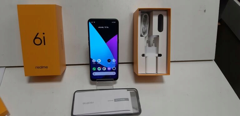 TEL. SMARTFON REALME 6I PARAGON Z PLAY 10,11,2020