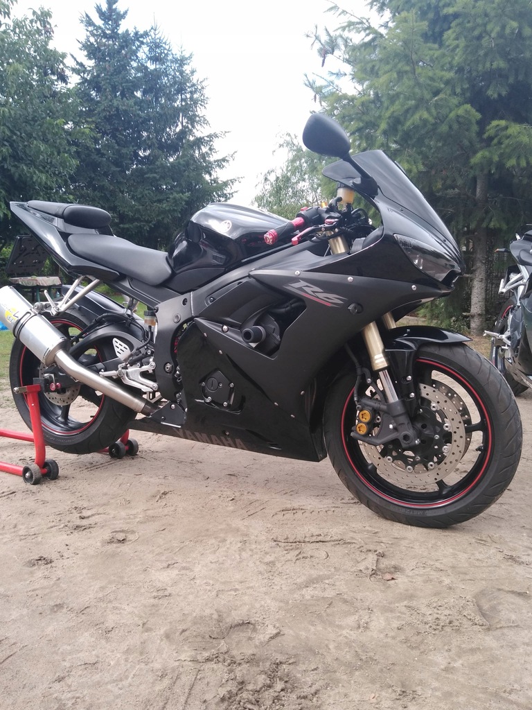 Yamaha R6