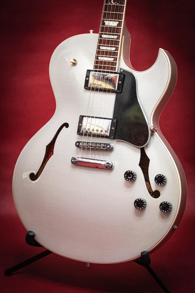 Gibson ES-137 Classic Silver 2004