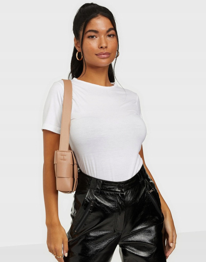 03J089 MISSGUIDED__NX2 BIAŁY T-SHIRT BASIC__L