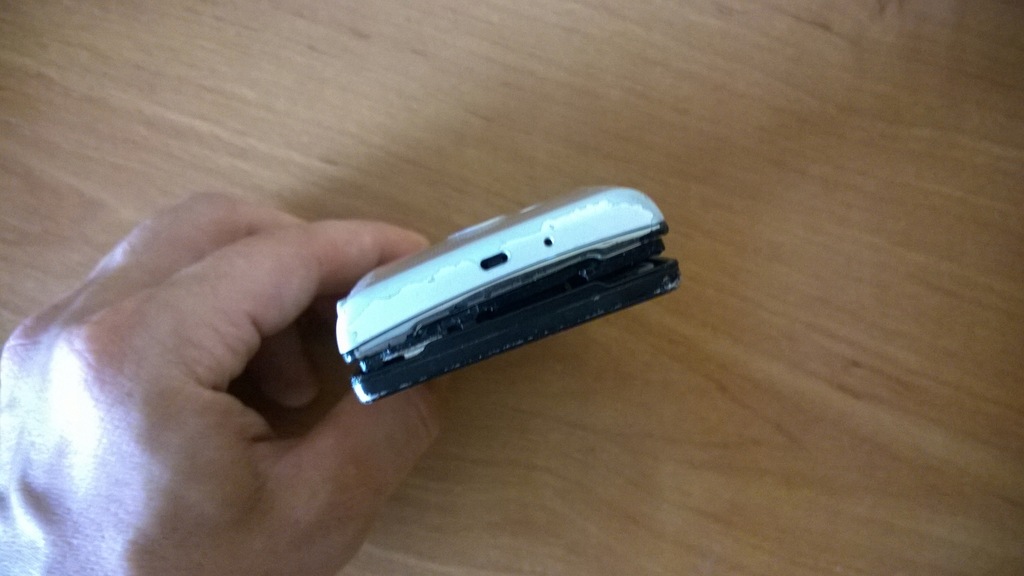 Купить Sony Ericsson Hazel J20i поврежден: отзывы, фото, характеристики в интерне-магазине Aredi.ru
