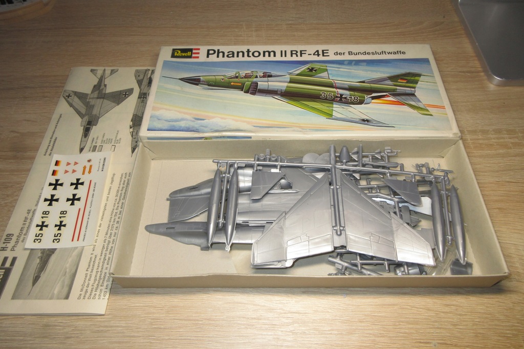 VINTAGE RF-4E PHANTOM II REVELL edycja 1971r 1/72